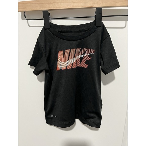 Nike Dri-Fit Toddler Short Sleeve‎ Wicking - Black w/ Design - 24 Months - Picture 1 of 5
